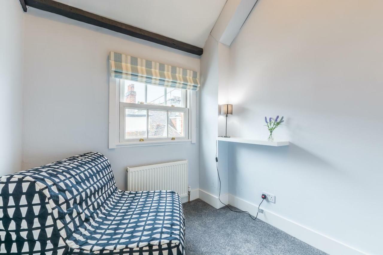 Castle Properties: The Sovereign 5 Bed Town House Windsor Eksteriør billede